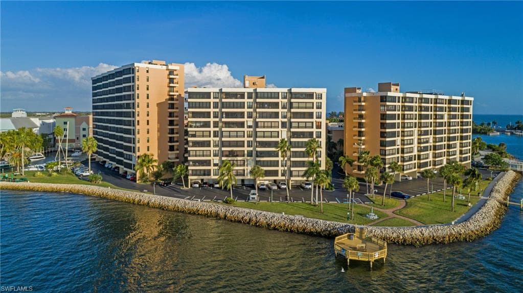 15021 Punta Rassa RD 603 FORT MYERS, FL 33908