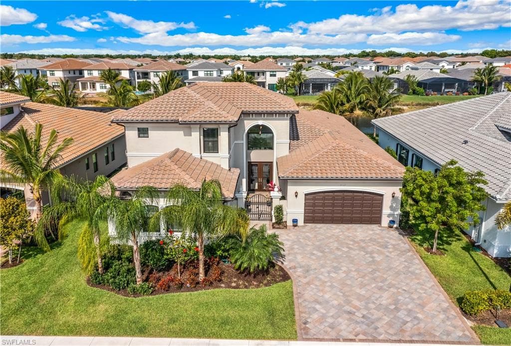 4521 Azalea DR NAPLES, FL 34119
