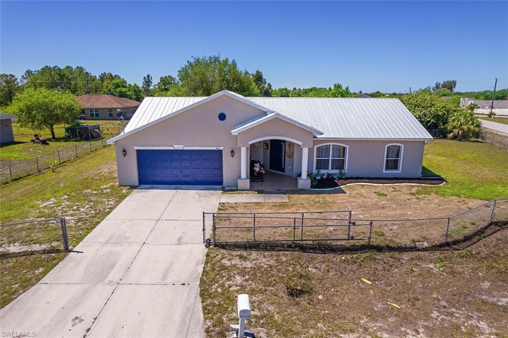 2425 Churchill AVE LEHIGH ACRES, FL 33971