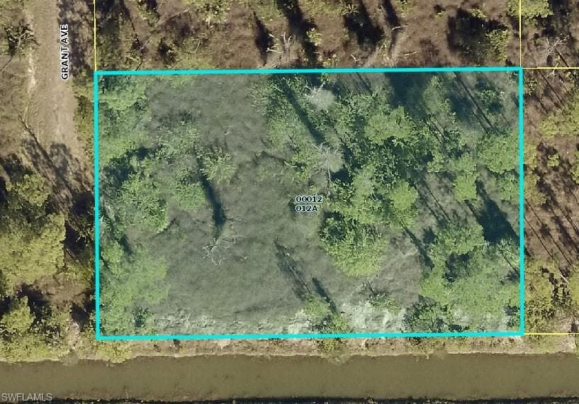 1200 Grant AVE LEHIGH ACRES, FL 33974