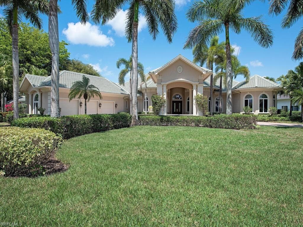1633 Chinaberry WAY NAPLES, FL 34105