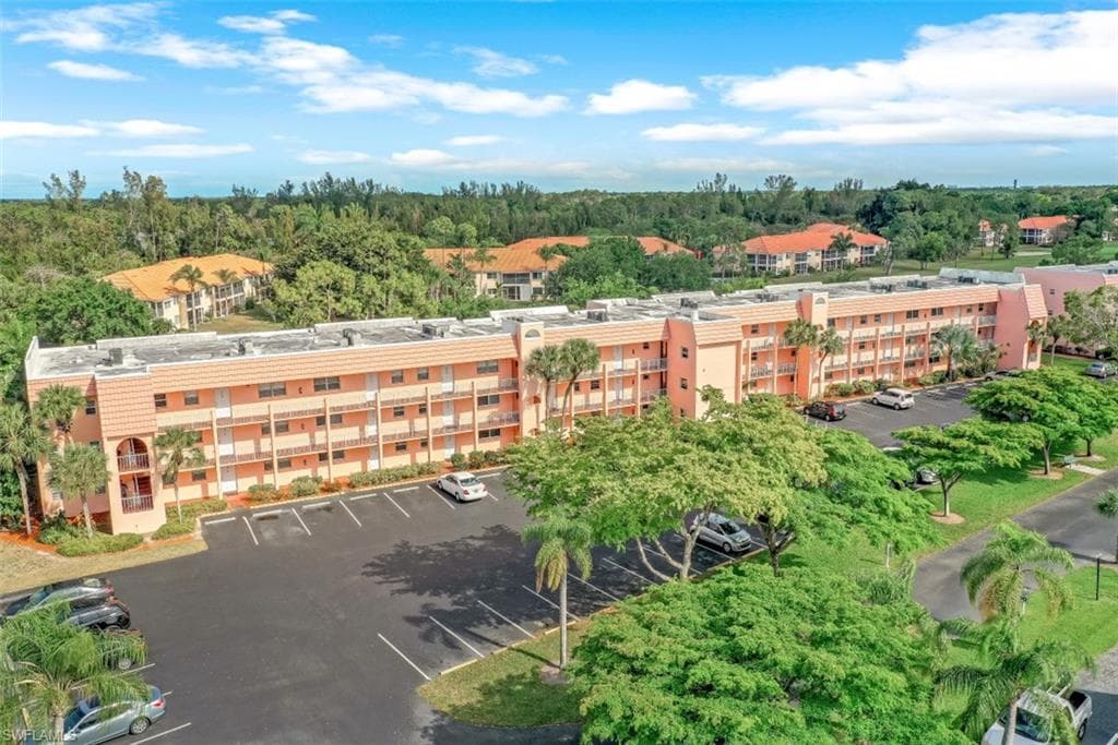 200 Turtle Lake CT 303 NAPLES, FL 34105