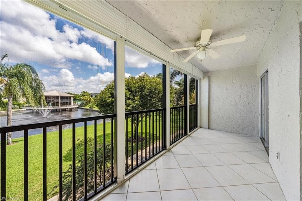 788 Park Shore DR D24 NAPLES, FL 34103