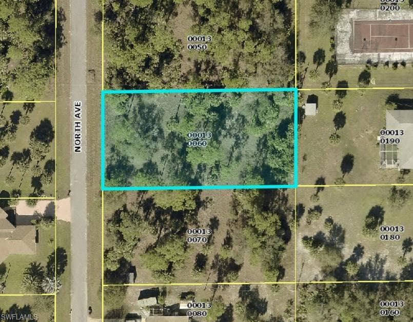 512 North AVE LEHIGH ACRES, FL 33972