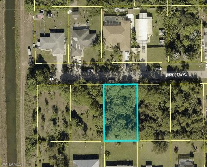 2715 10th ST W LEHIGH ACRES, FL 33971