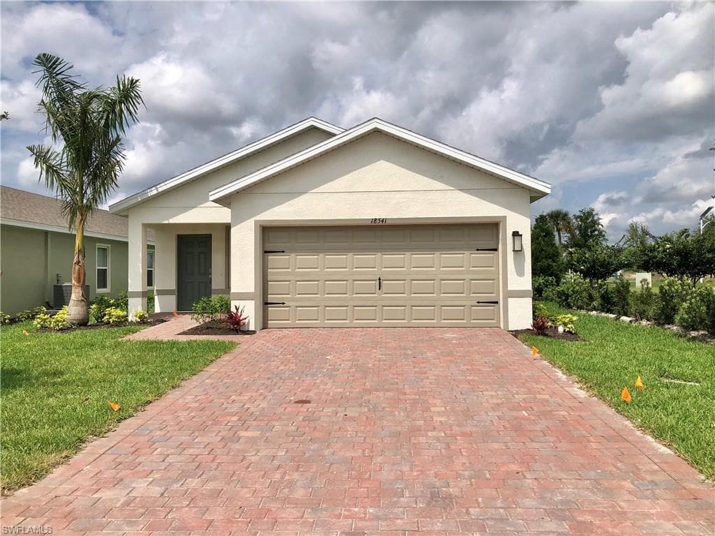 18541 Cronin Sand LN NORTH FORT MYERS, FL 33917