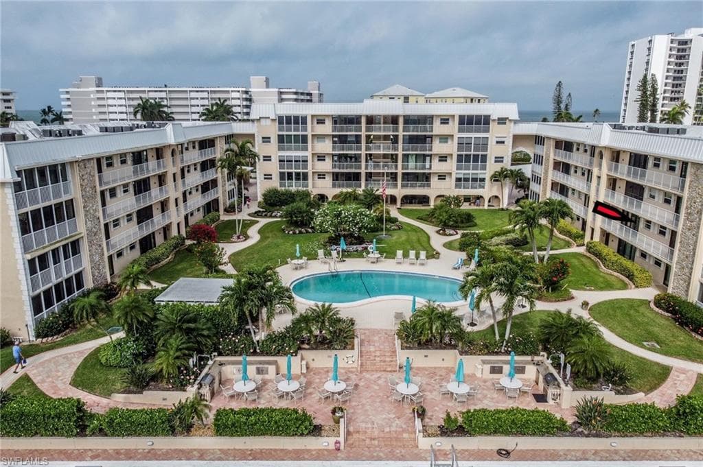 3450 Gulf Shore BLVD N 203 NAPLES, FL 34103