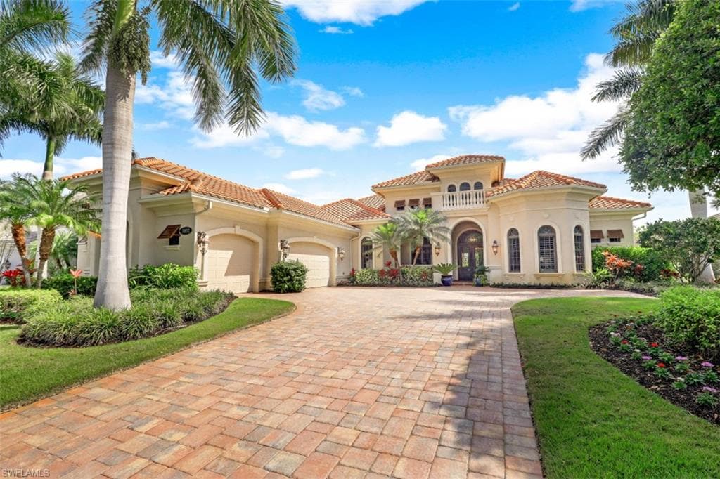 3832 Isla Del Sol WAY NAPLES, FL 34114