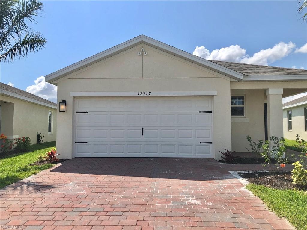 18517 Cronin Sand LN NORTH FORT MYERS, FL 33917