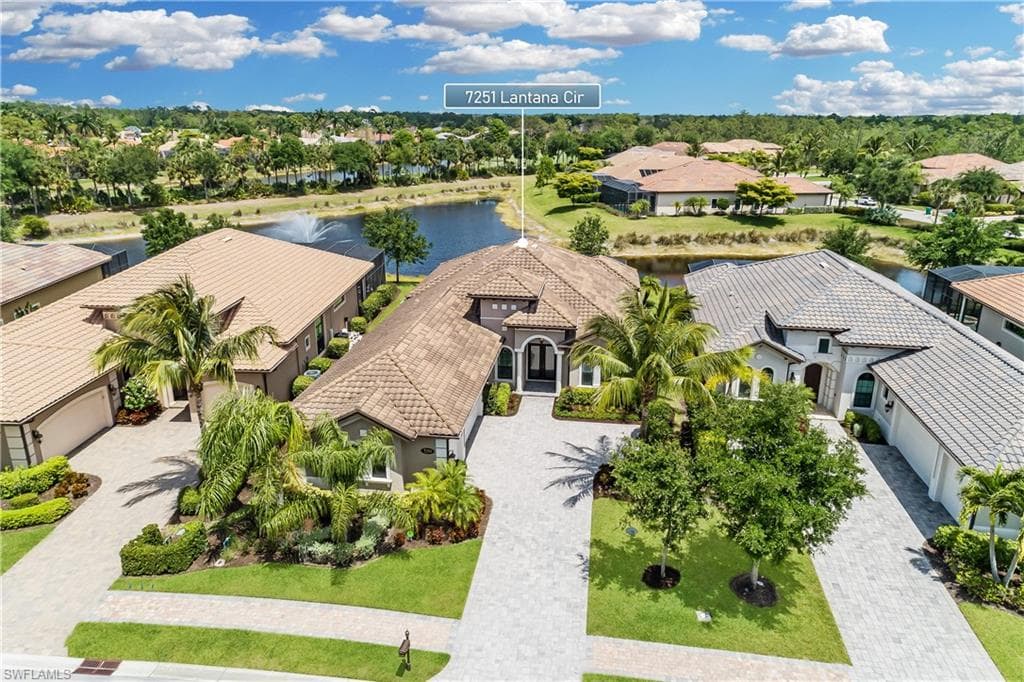 7251 Lantana CIR NAPLES, FL 34119