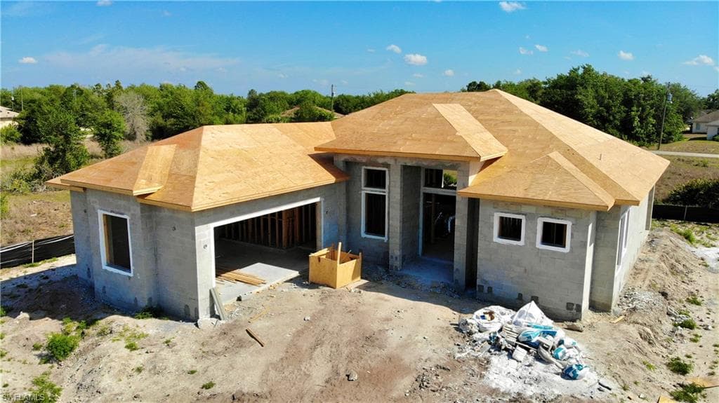 1930 Wanda AVE N LEHIGH ACRES, FL 33971