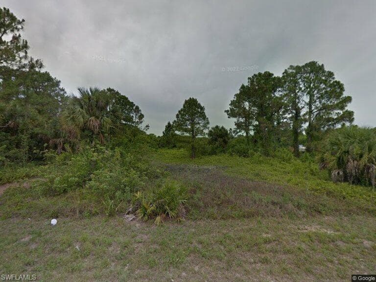 454 Naples AVE S LEHIGH ACRES, FL 33974