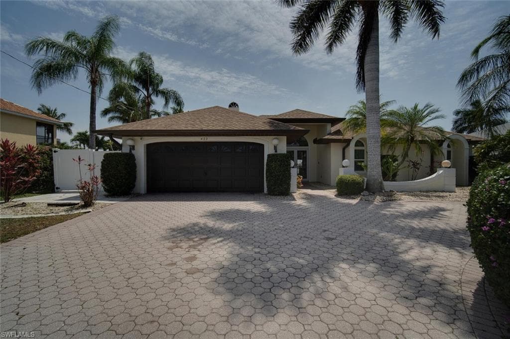 422 Cape Coral PKY W CAPE CORAL, FL 33914