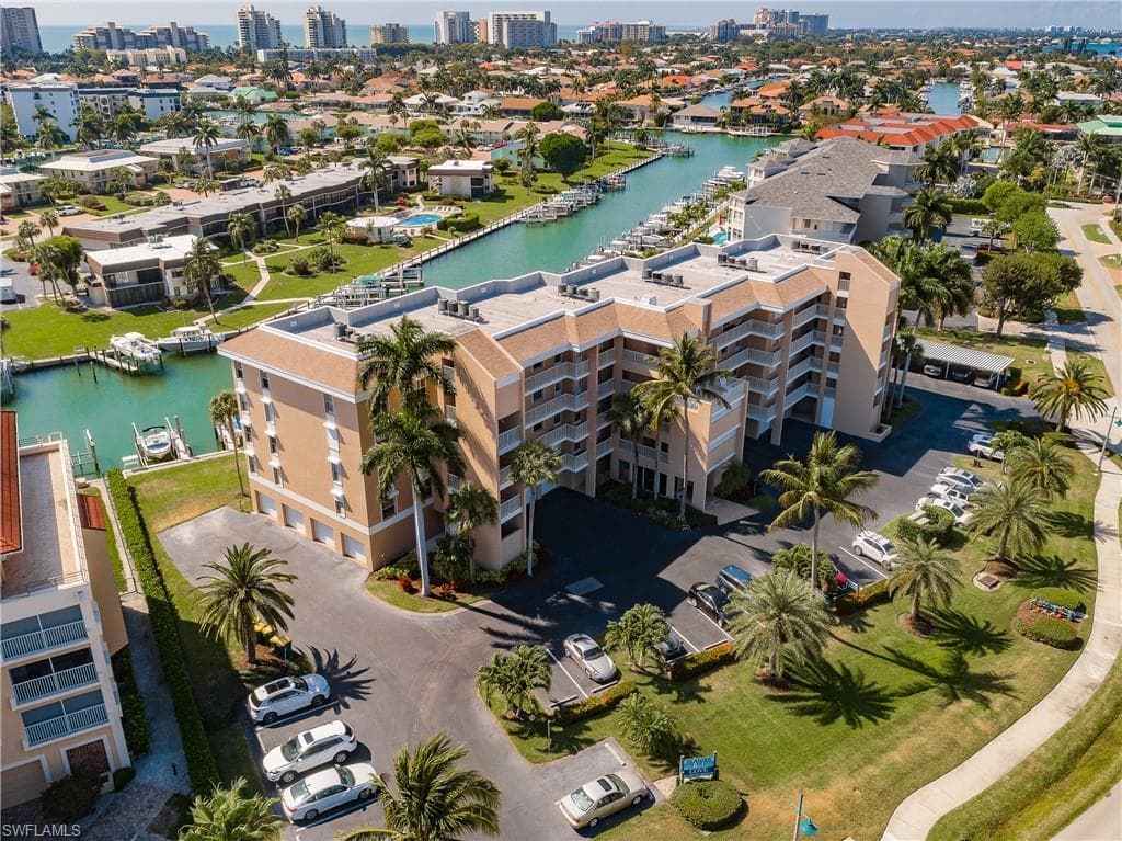 900 Collier CT 402 MARCO ISLAND, FL 34145