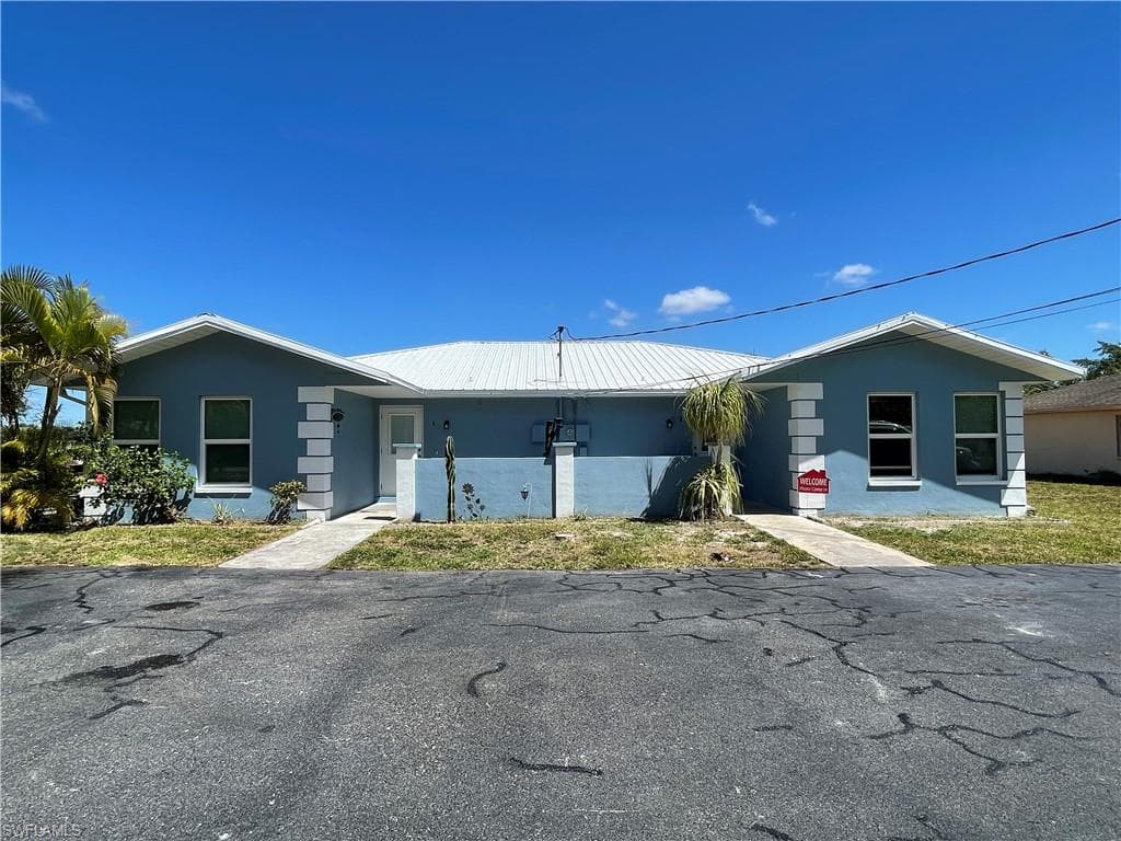 11060 Kelly RD A & B FORT MYERS, FL 33908