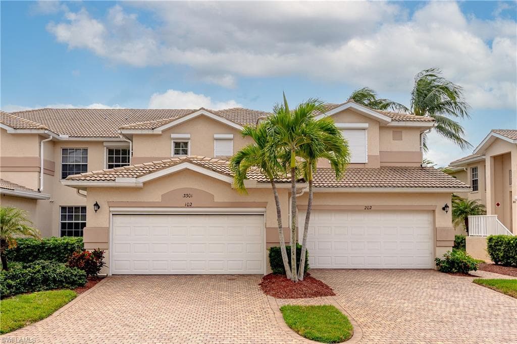 3301 COCONUT ISLAND DR S 102 ESTERO, FL 34134
