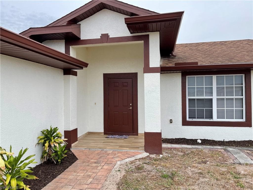 1021 Nelson RD N CAPE CORAL, FL 33993
