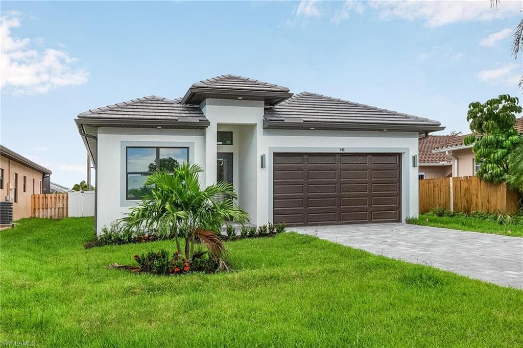 845 103rd AVE N NAPLES, FL 34108