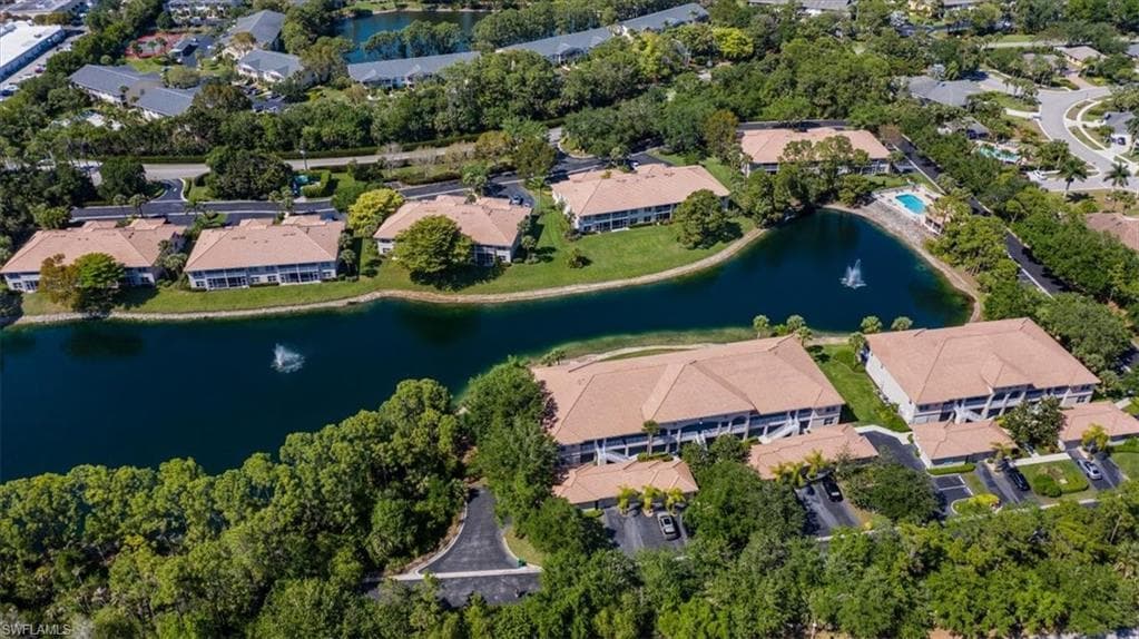 1128 Manor Lake DR G-203 NAPLES, FL 34110