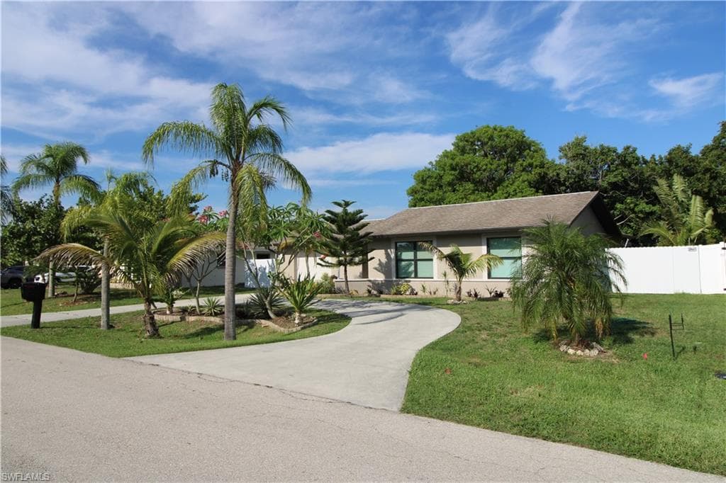 3617 SE 4th AVE CAPE CORAL, FL 33904