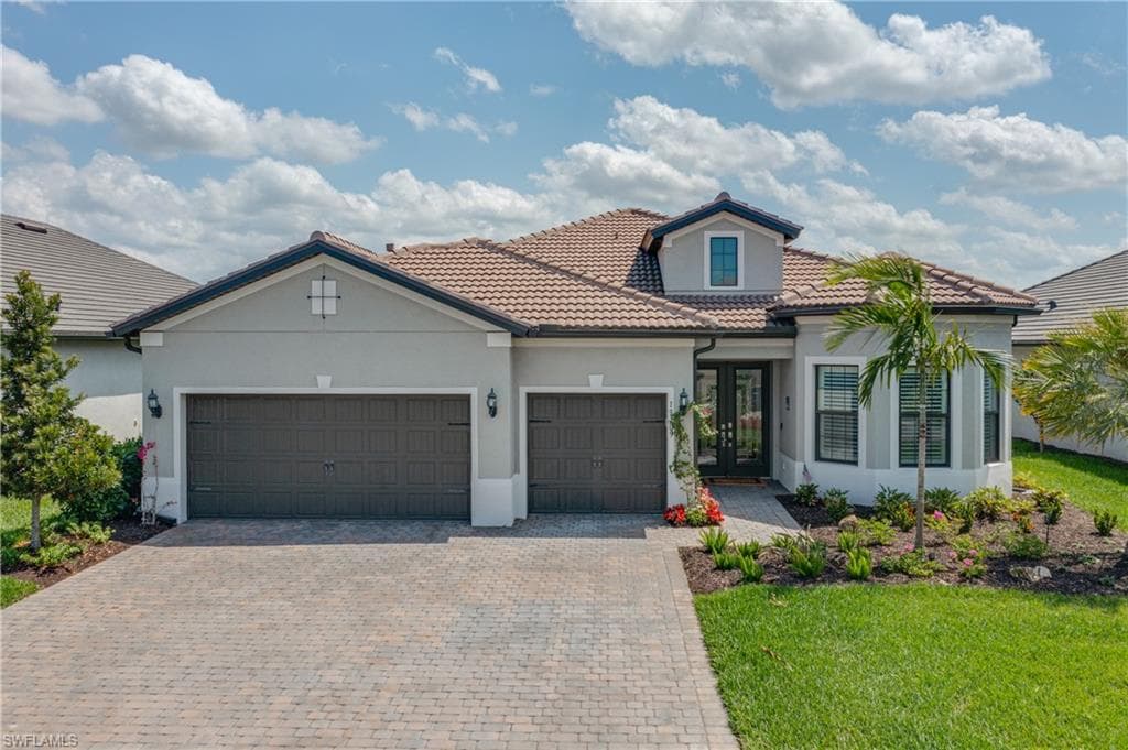 19109 Aqua Shore DR FORT MYERS, FL 33913