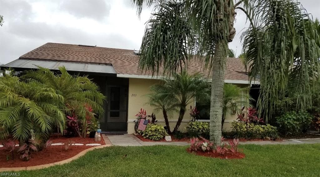 1517 SW 51st LN 203 CAPE CORAL, FL 33914