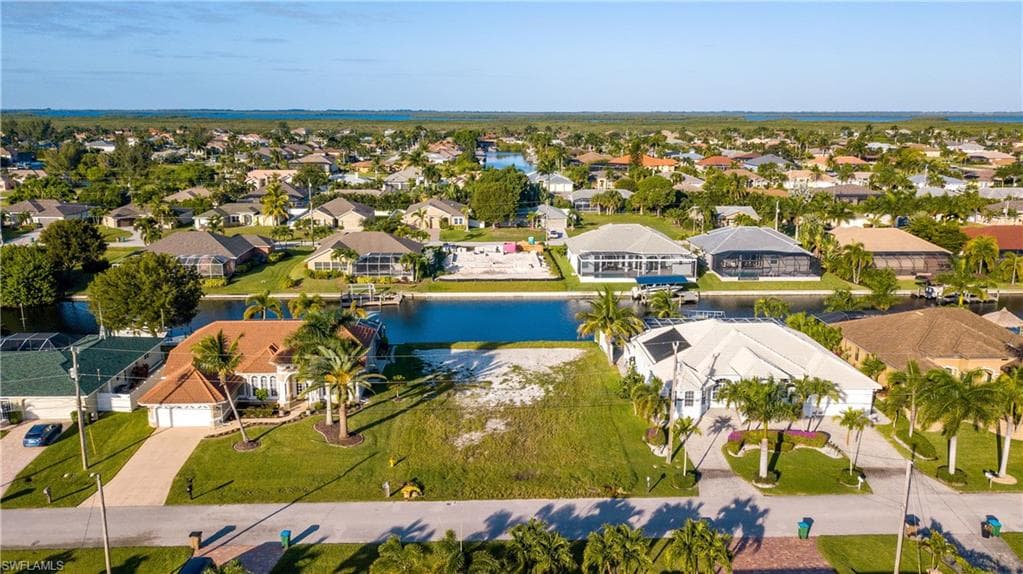 3402 SW 26th PL CAPE CORAL, FL 33914