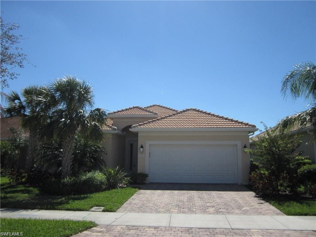 15007 Lure TRL BONITA SPRINGS, FL 34135