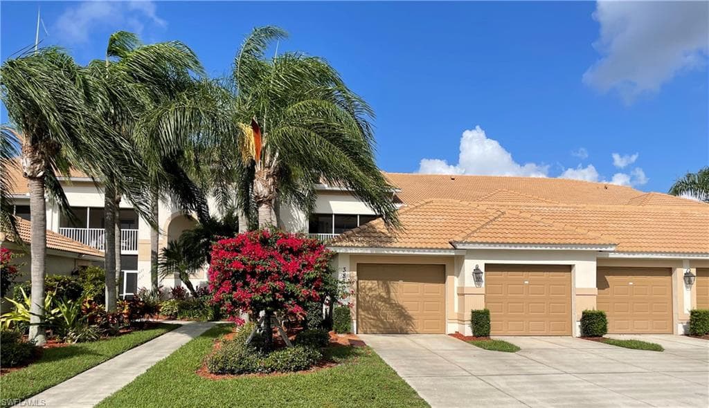 3860 Sawgrass WAY 2614 NAPLES, FL 34112