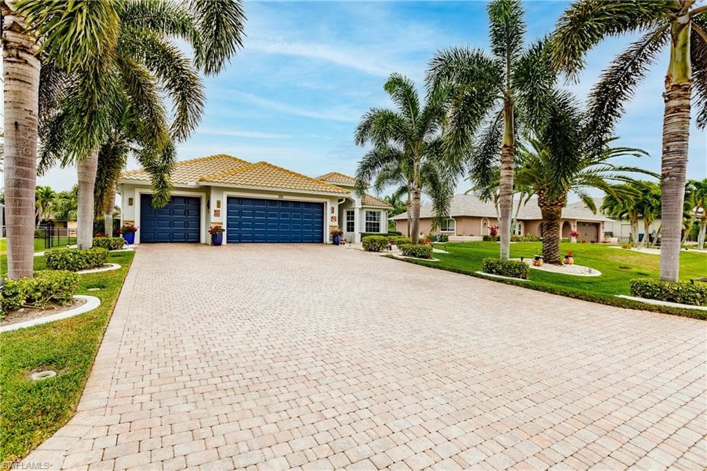 5333 24th PL CAPE CORAL, FL 33914