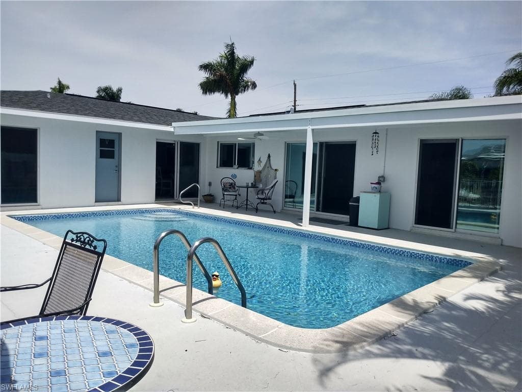 4126 SE 1st PL CAPE CORAL, FL 33904