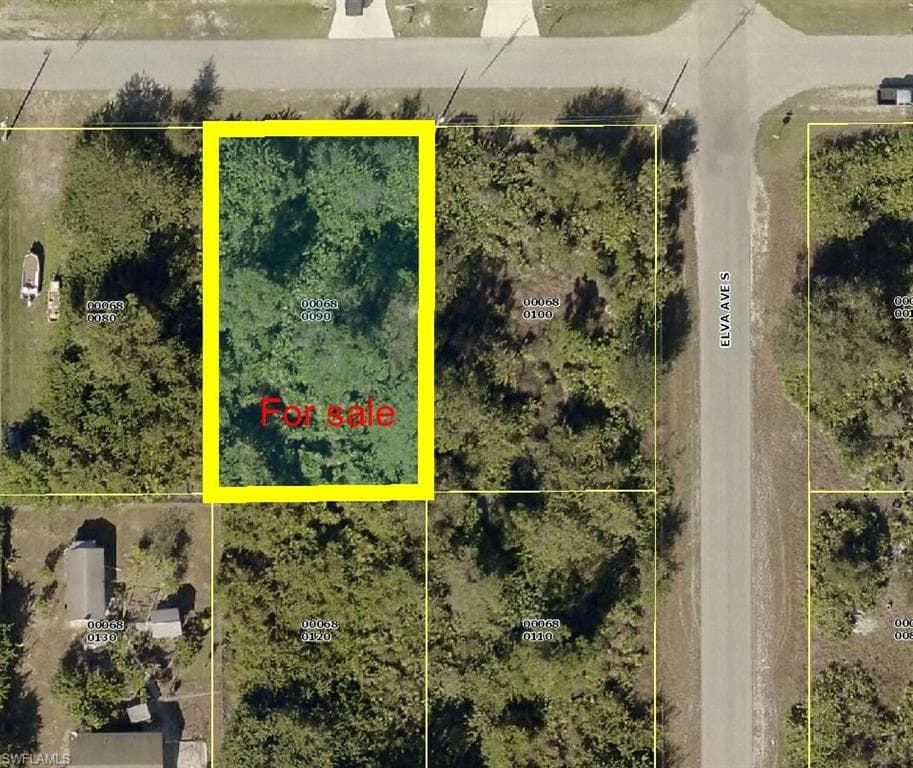 2711 6th ST SW LEHIGH ACRES, FL 33976
