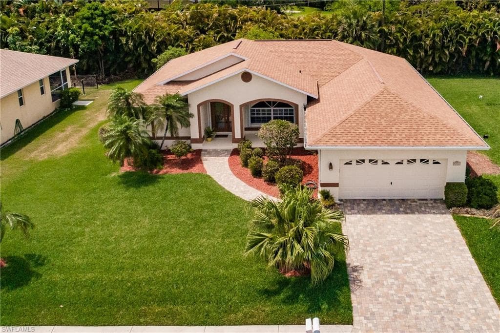 8932 Bracken WAY FORT MYERS, FL 33908