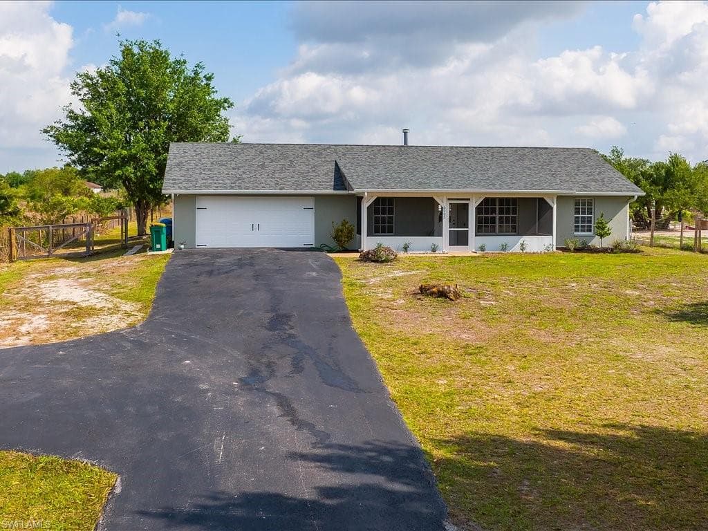 3225 29th AVE NE NAPLES, FL 34120
