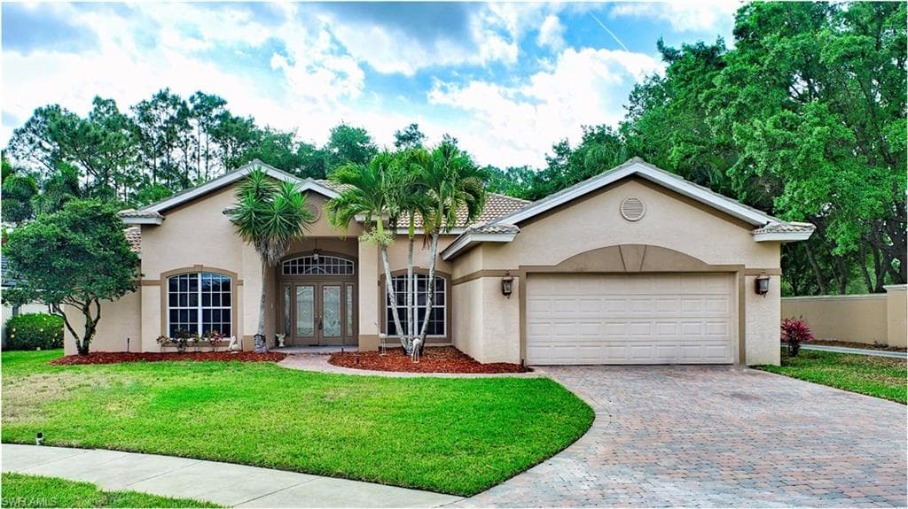 2281 Hampstead CT LEHIGH ACRES, FL 33973