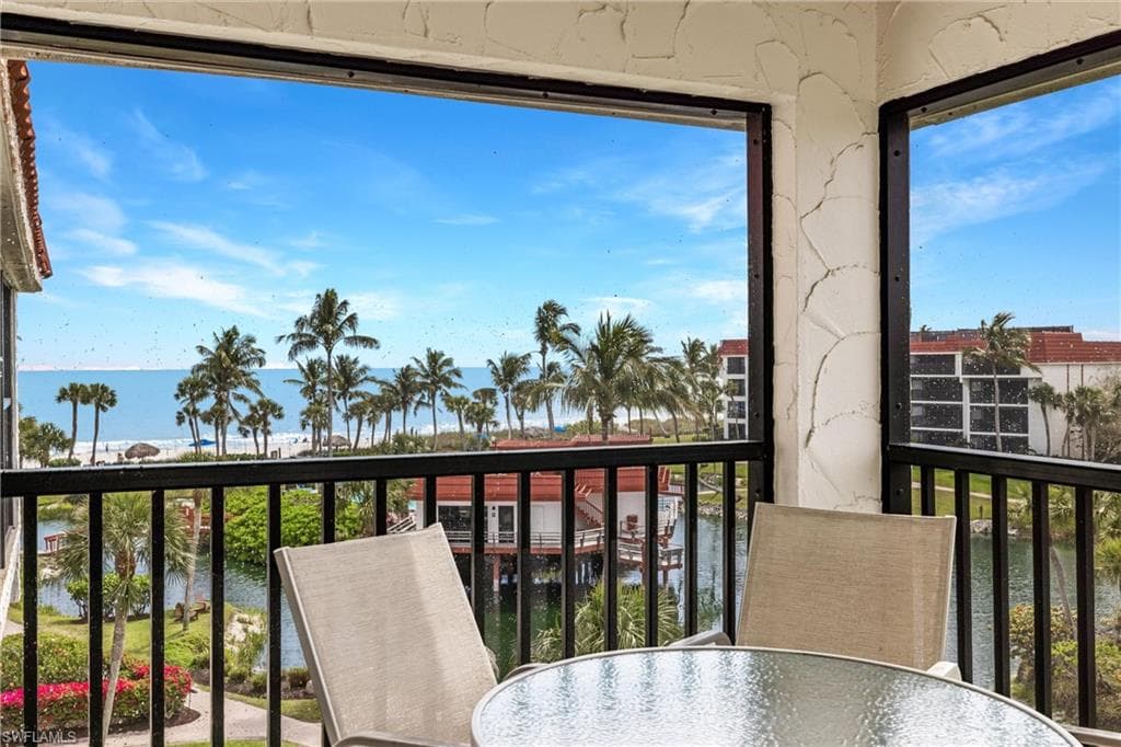 2445 W Gulf DR D44 SANIBEL, FL 33957