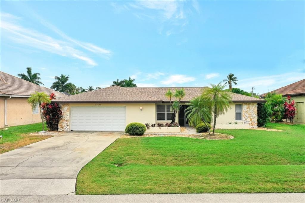 1902 SE 15th TER CAPE CORAL, FL 33990