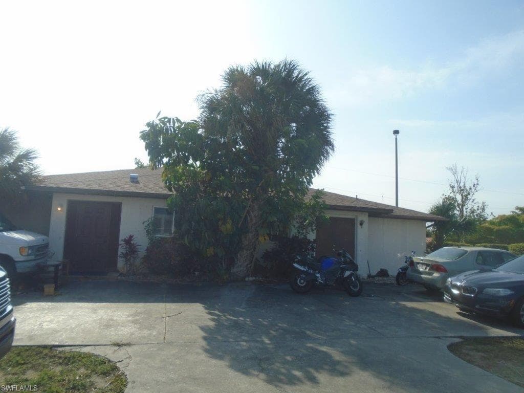 4537 SE 6th CT CAPE CORAL, FL 33904