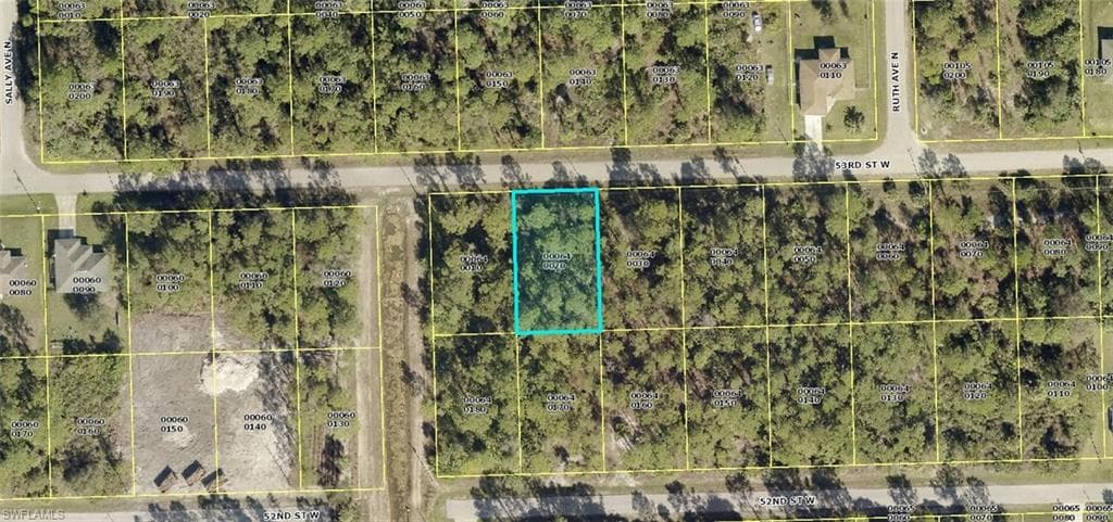 3315 53rd ST W LEHIGH ACRES, FL 33971
