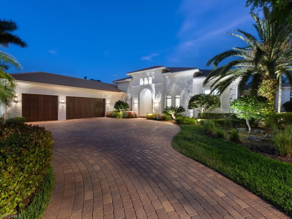 2814 Wild Orchid CT NAPLES, FL 34119