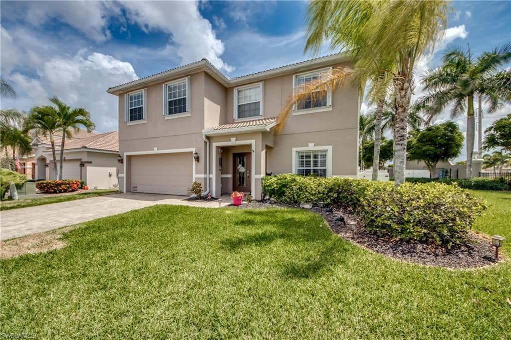 2001 Cape Heather CIR CAPE CORAL, FL 33991