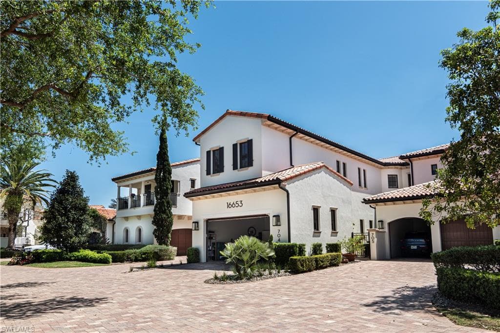 16653 Toscana CIR 704 NAPLES, FL 34110