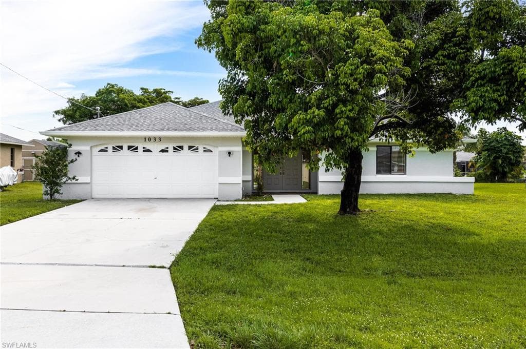 1033 SE 18th PL CAPE CORAL, FL 33990