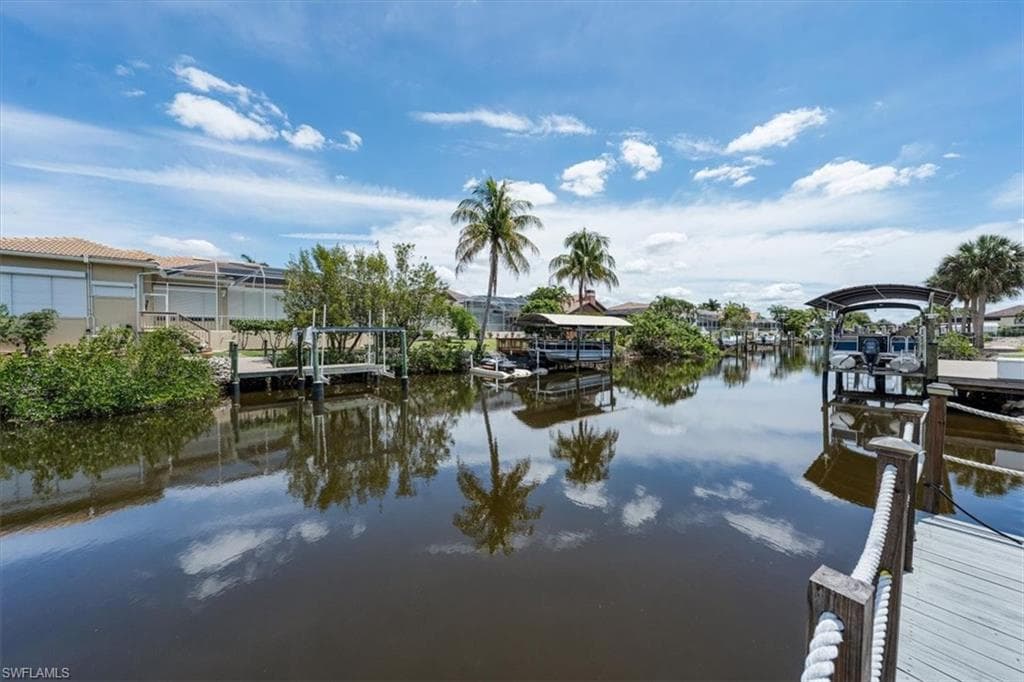5860 Park RD FORT MYERS, FL 33908