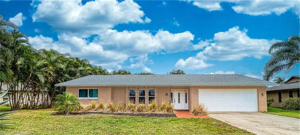 1411 N Larkwood SQ FORT MYERS, FL 33919