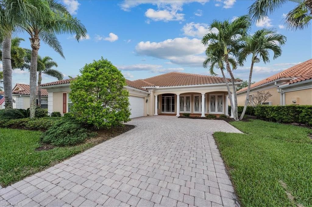 5831 Charlton WAY NAPLES, FL 34119