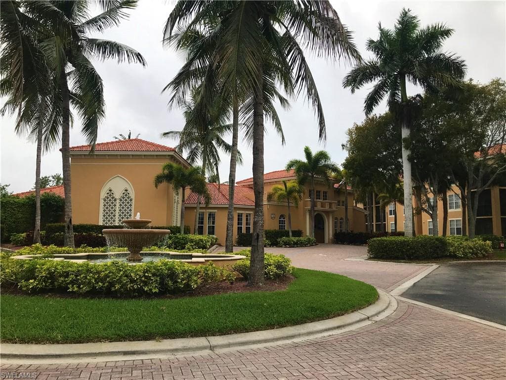 8617 River Homes LN 3106 BONITA SPRINGS, FL 34135