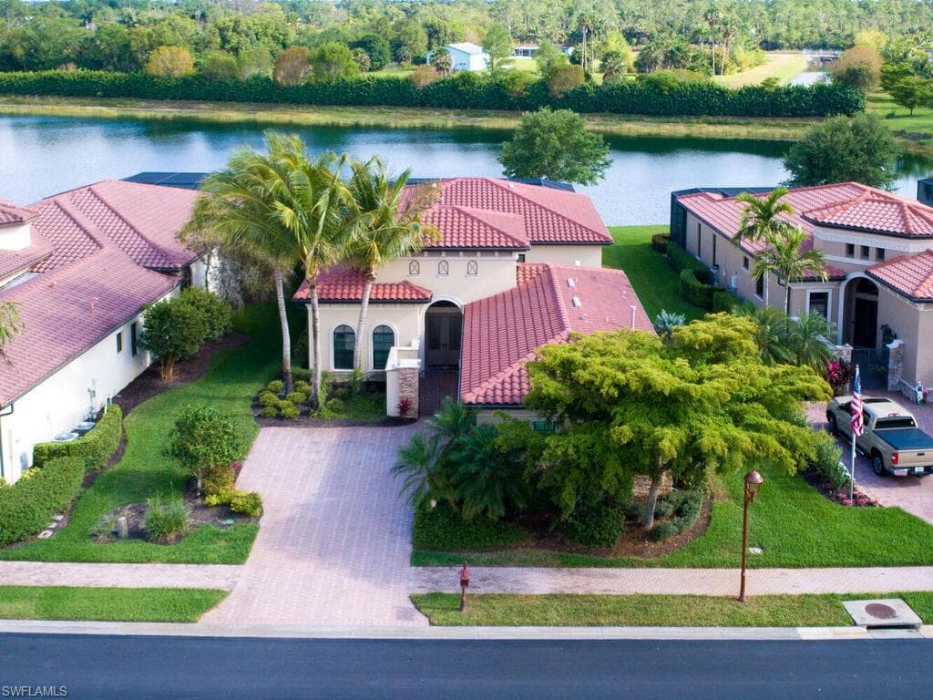 9468 Napoli LN NAPLES, FL 34113