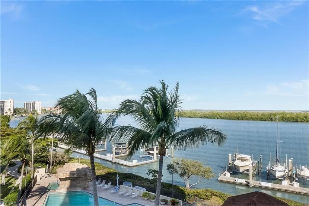 4191 Bay Beach LN 241 FORT MYERS BEACH, FL 33931