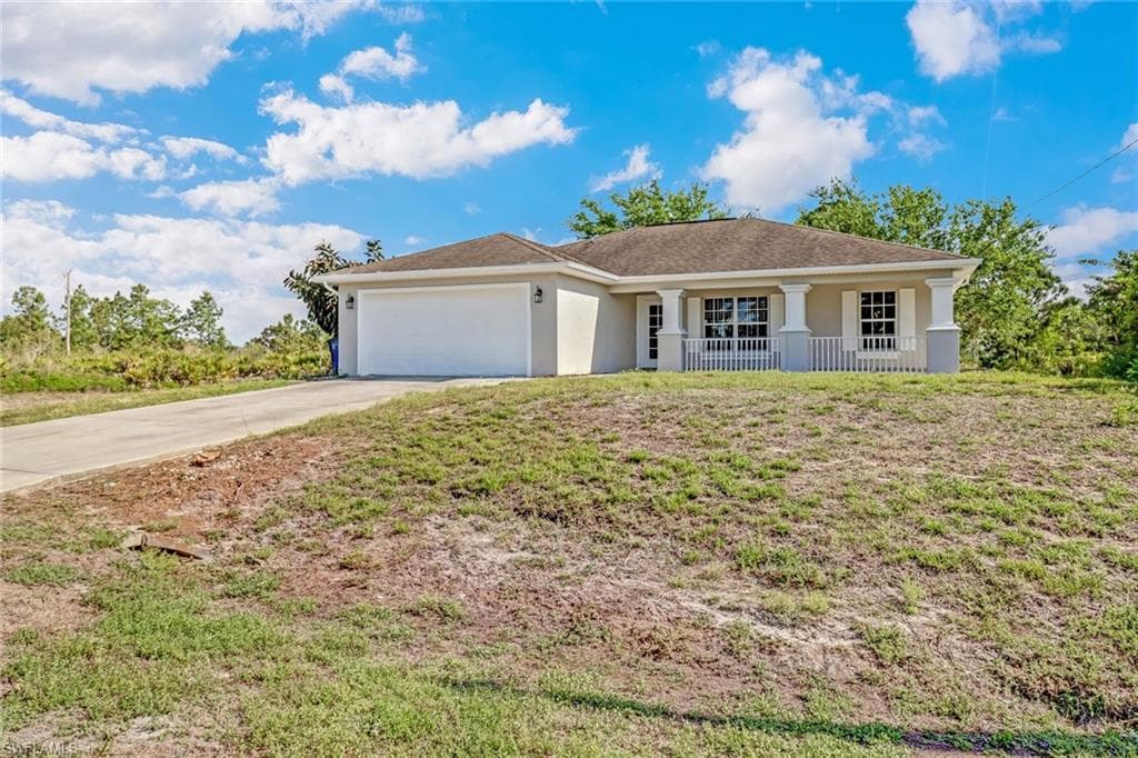 3701 13th ST W LEHIGH ACRES, FL 33971